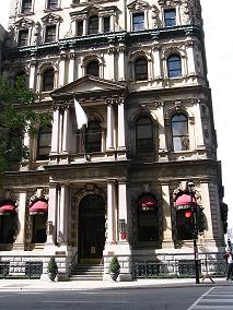 st james hotel montreal quebec canada old montreal city tour old montreal sight seeing old port montreal hotel airport service quebec canada kanada ferien
